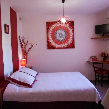 Couette-café Les Tilleuls Orange (Vaucluse)